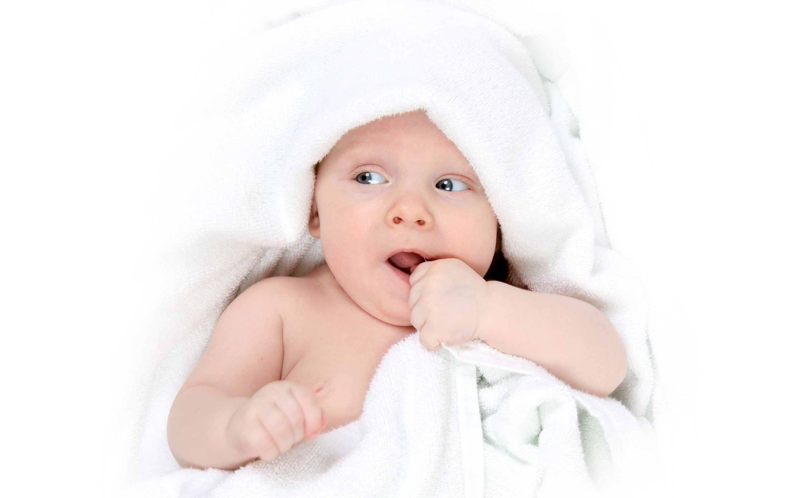 唐山捐卵自怀捐卵女孩面对宝宝的耳屎该如何清理？